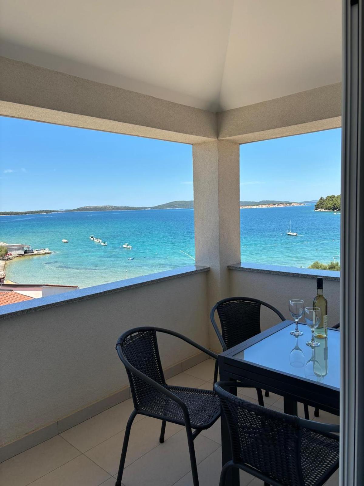 Sea View Apartments 자보리치 외부 사진