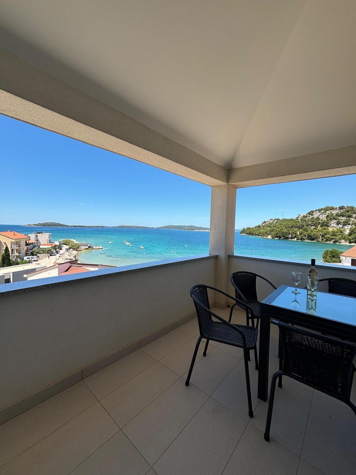 Sea View Apartments 자보리치 외부 사진