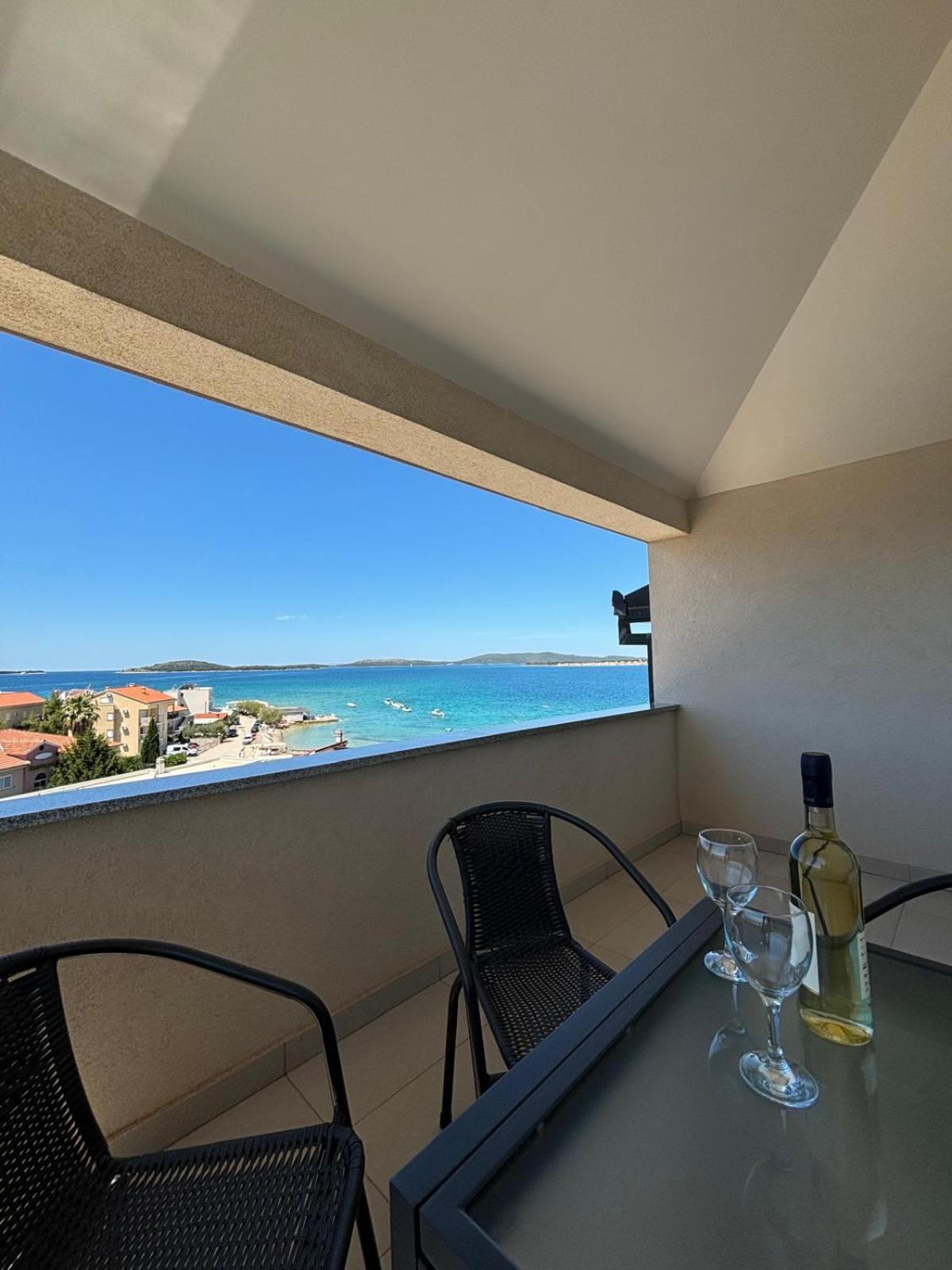 Sea View Apartments 자보리치 외부 사진