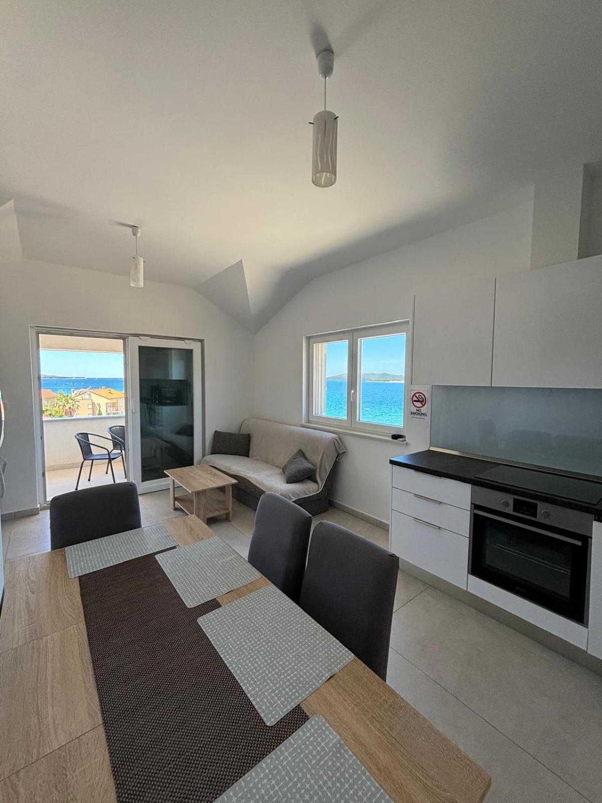 Sea View Apartments 자보리치 외부 사진